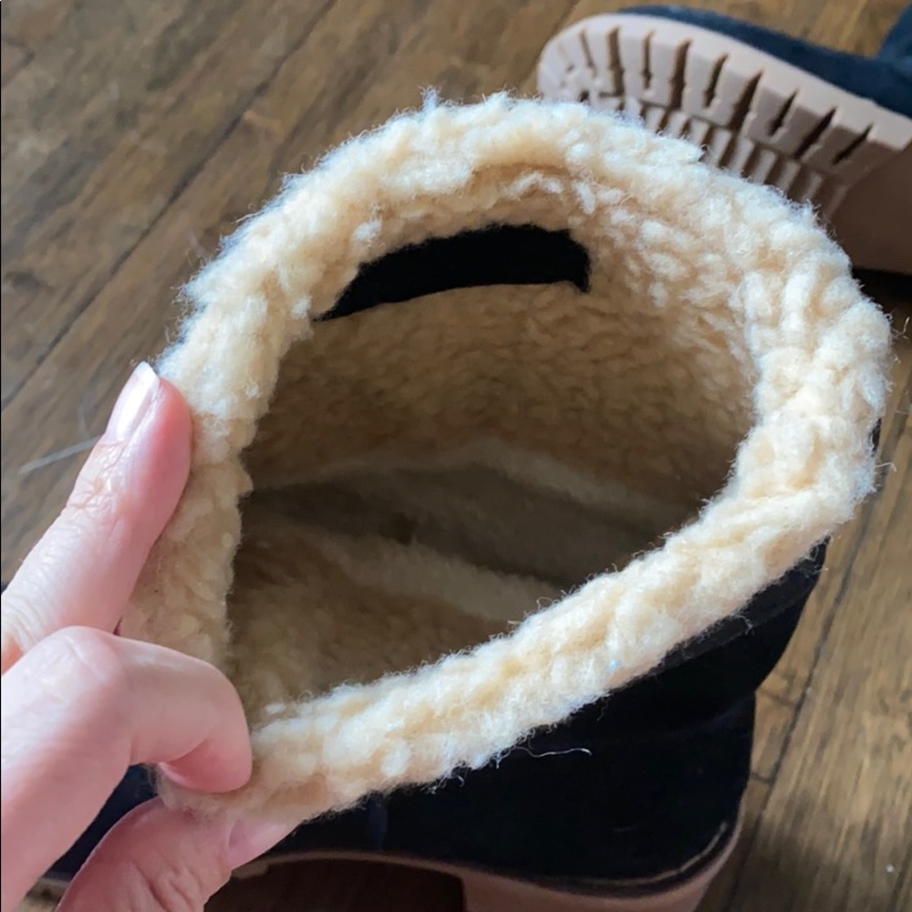 NWOT black shearling heel booties - Picture 4 of 4